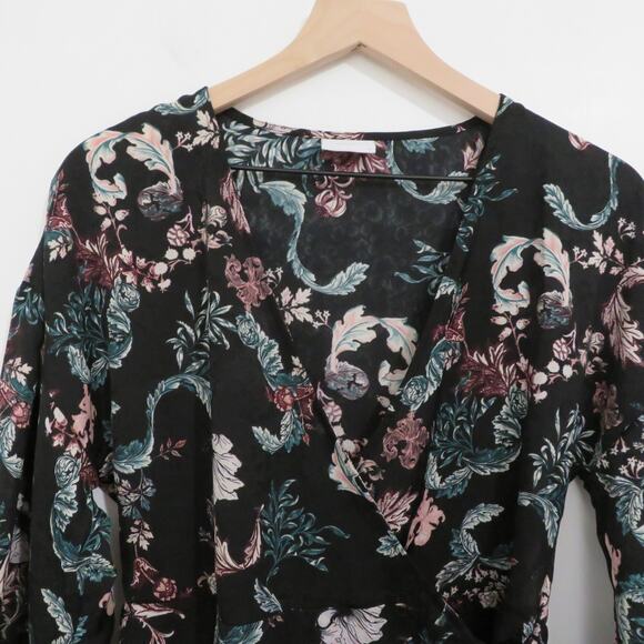 Vila Womens Sz XS Black Pink Green Floral Faux Wrap Blouse V Neck Top - Picture 4 of 6